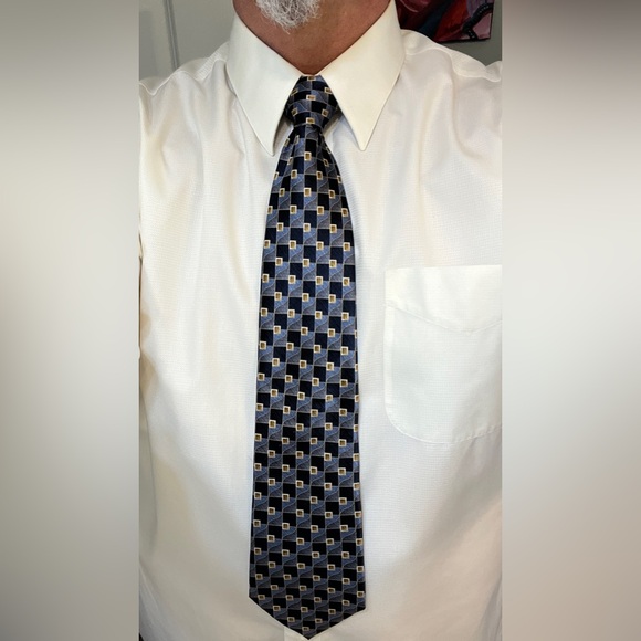 Silk Tie - Van Heusen - Picture 1 of 5